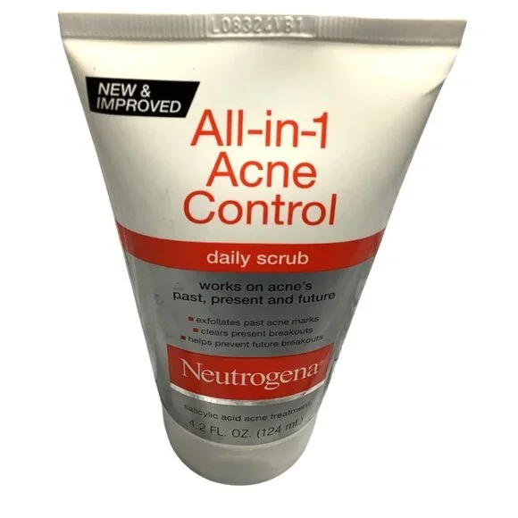 Neutrogena All-In-1 Acne Control Daily Facial Scrub 4.2 Fl Oz - Picture 3 of 5
